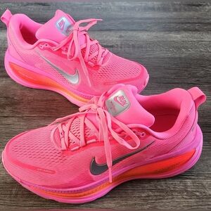 *LIKE NEW Nike Zoom X Vomero 18 Sz 10 Digital Hyper Vibrant Neon Hot Pink Orange